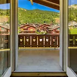 Apartment Coeur De Champery, Terrasse & Pres Des Remontees ! Champéry